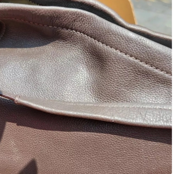 Large Coach Shoulder Bag - Picture 5 of 8